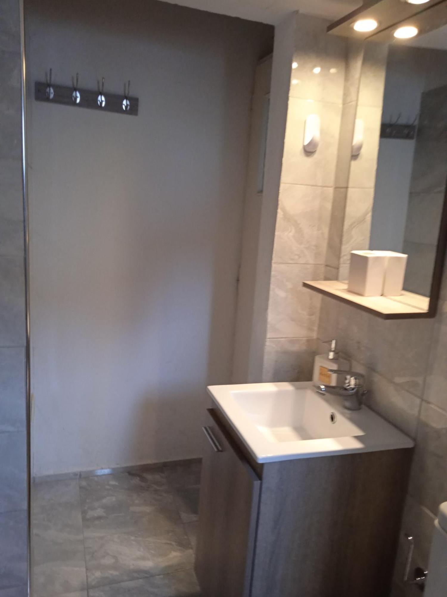 Elina'S Room Poros Town المظهر الخارجي الصورة