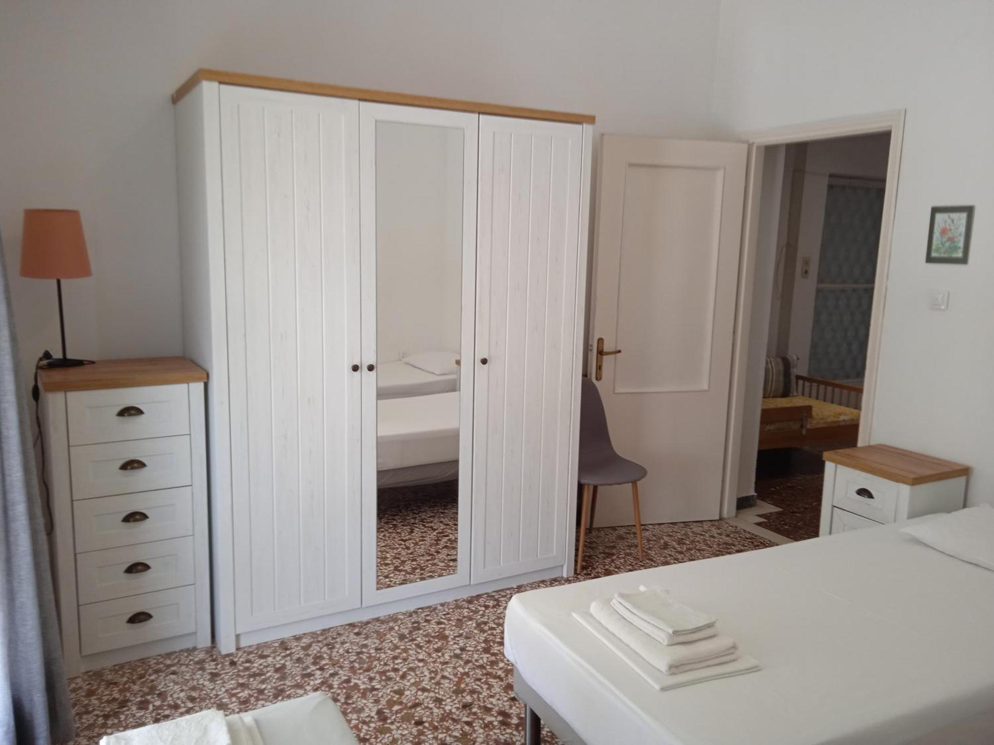 Elina'S Room Poros Town المظهر الخارجي الصورة